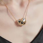 White Gold Heart Chain Necklace 02